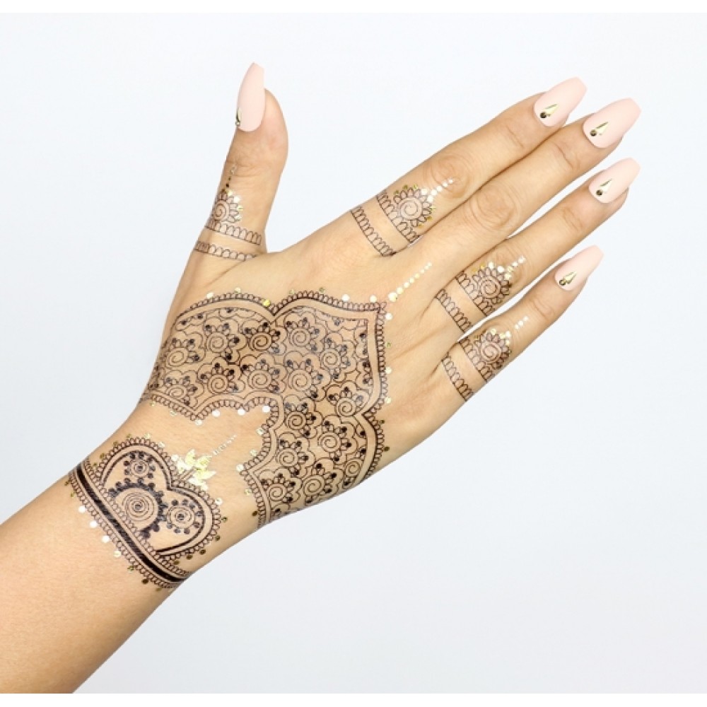 Hand Henna Stock Photo - Download Image Now - Dubai, Artist, Henna Tattoo -  iStock